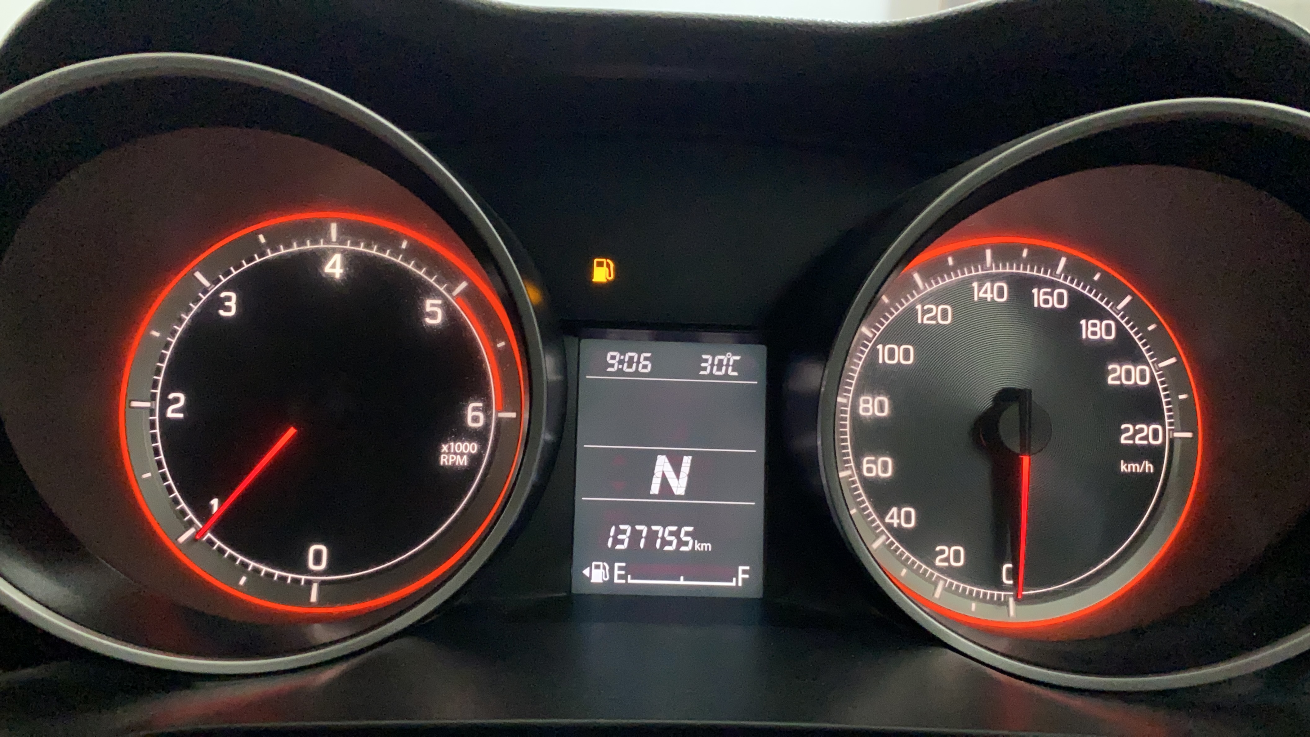 2018 Maruti Swift ZDI AMT, Diesel, Automatic, 1,37,714 km, Odometer Image