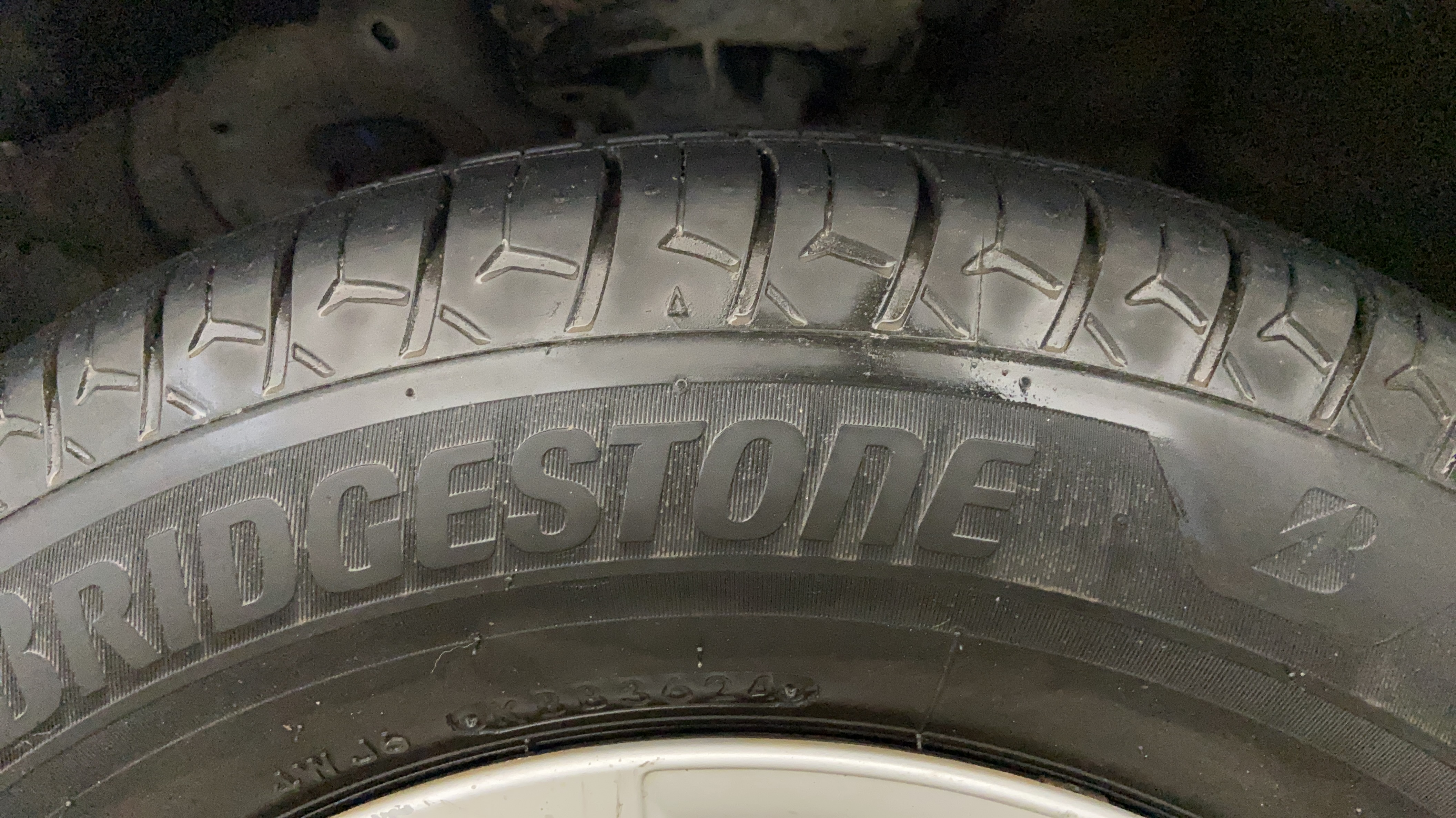2020 Hyundai Elite i20 MAGNA PLUS 1.2, Petrol, Manual, 70,307 km, Left Front Tyre Tread