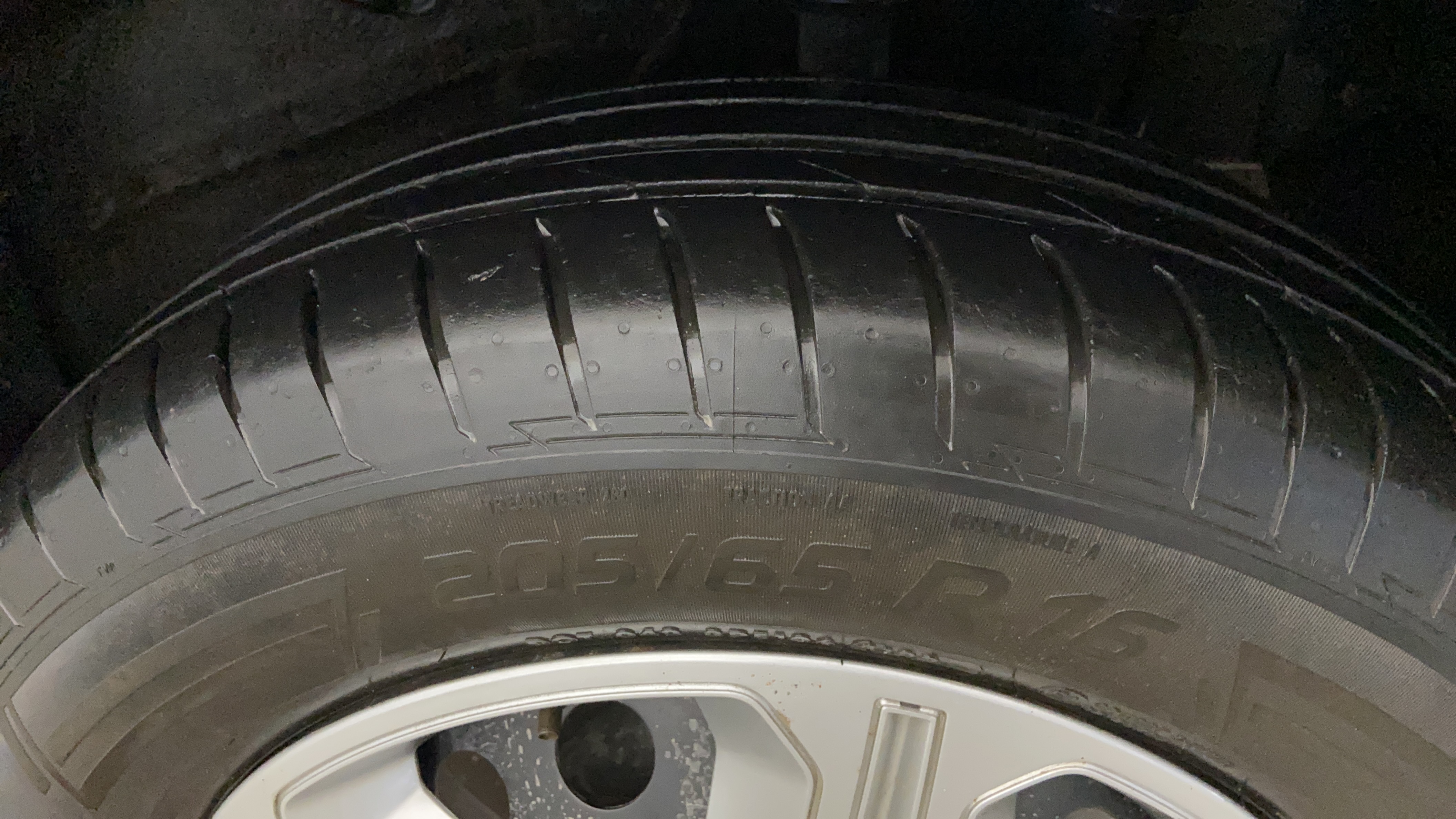 2022 Tata NEXON XM SUNROOF DIESEL, Diesel, Manual, 36,950 km, Left Rear Tyre Tread