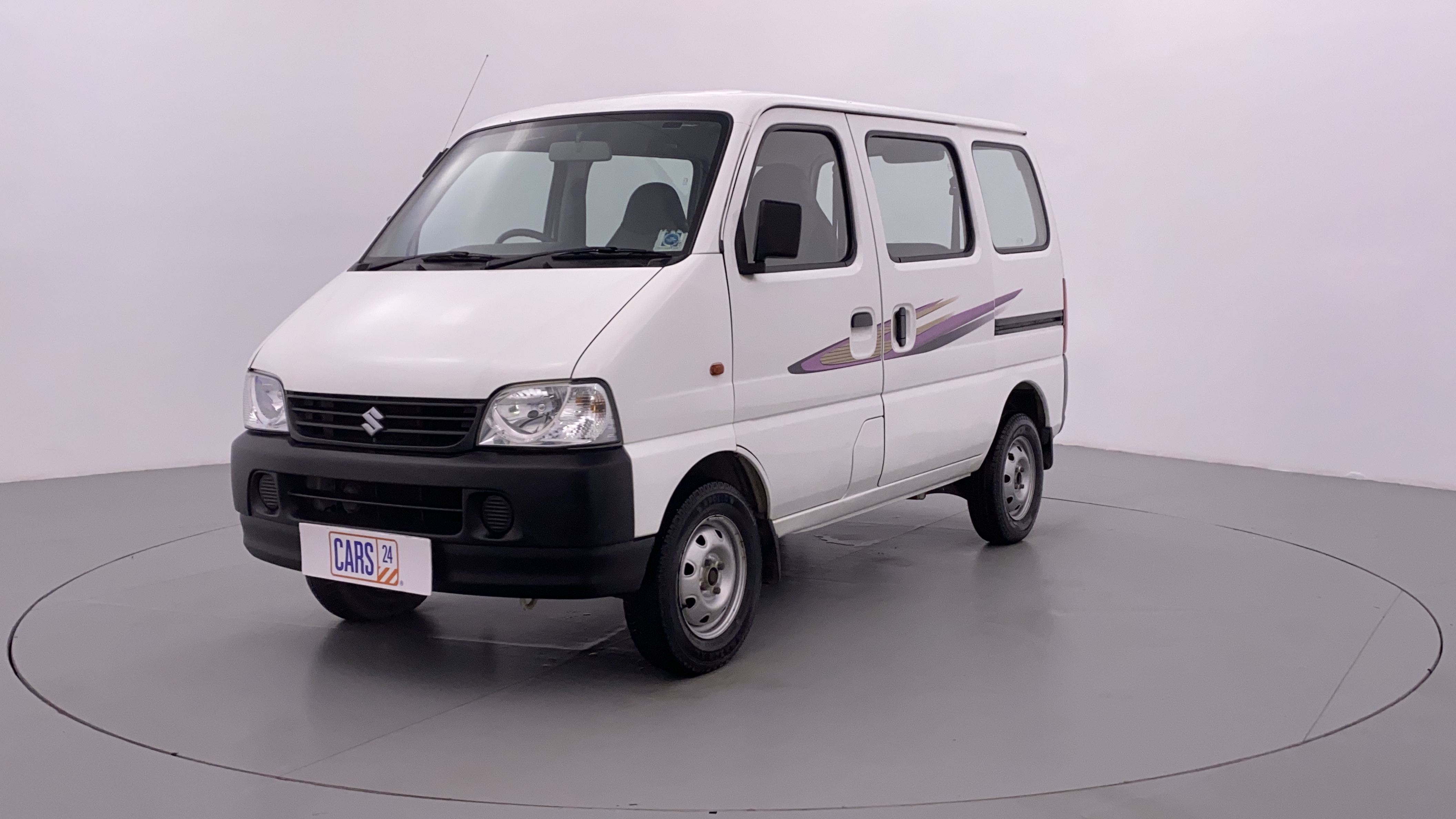 2014 Maruti Eeco 5 STR WITH AC PLUSHTR, CNG, Manual, 49,482 km, Left Front Diagonal (45- Degree) View