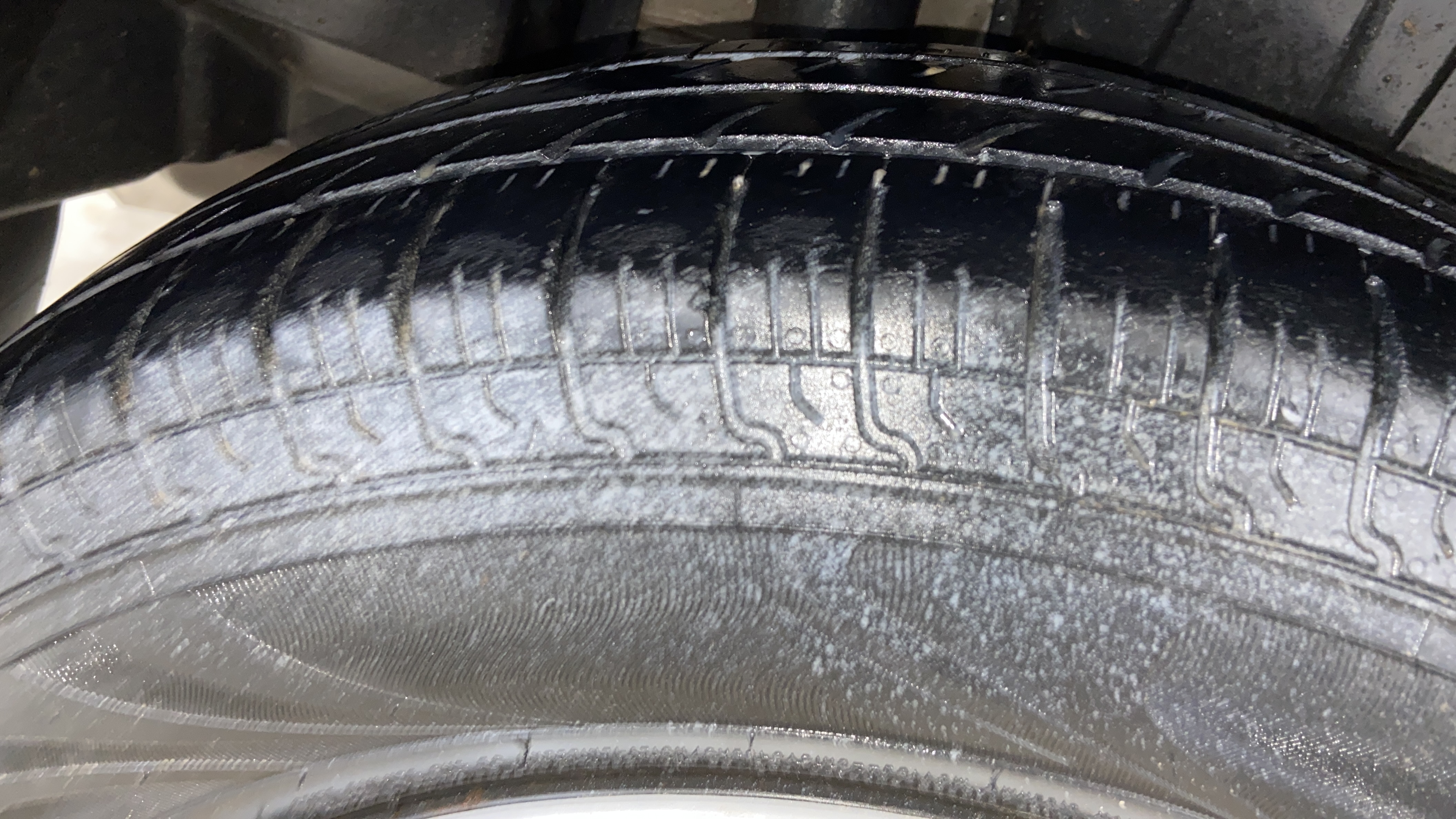 2019 Maruti Dzire VDI, Diesel, Manual, 84,297 km, Right Rear Tyre Tread