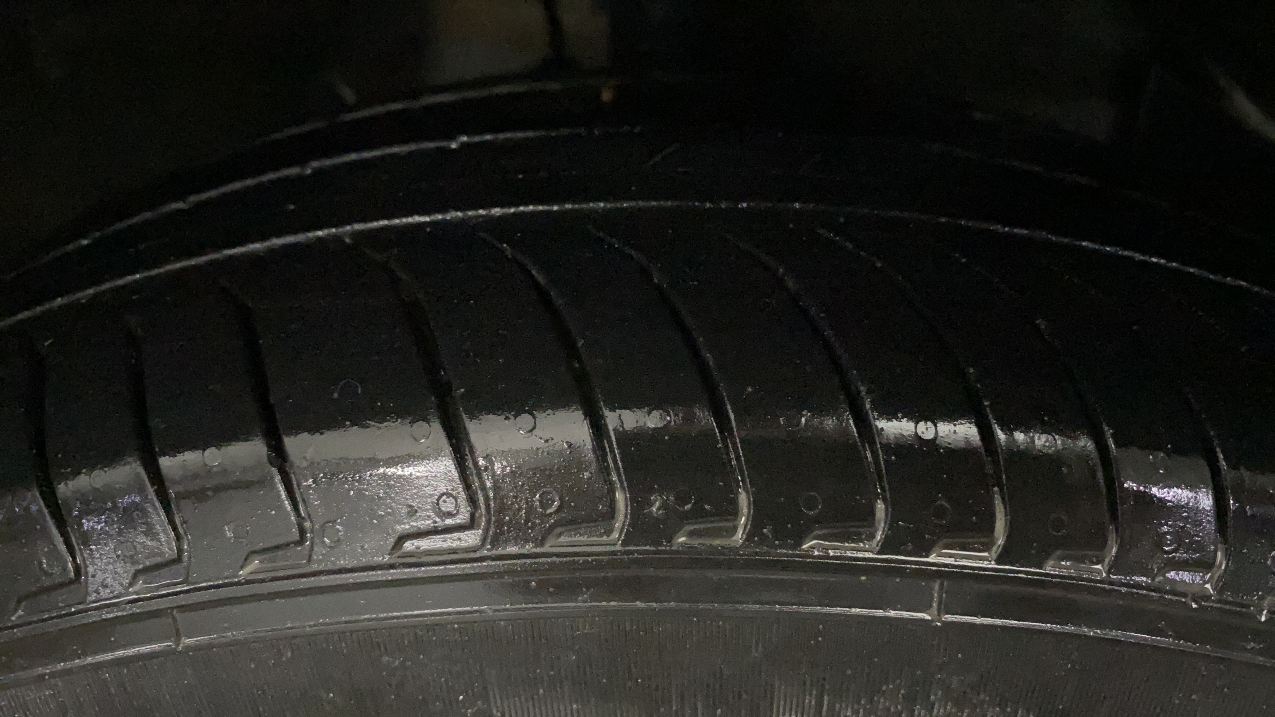 2023 Hyundai EXTER SX (O) CONNECT, Petrol, Manual, 8,945 km, Right Front Tyre Tread