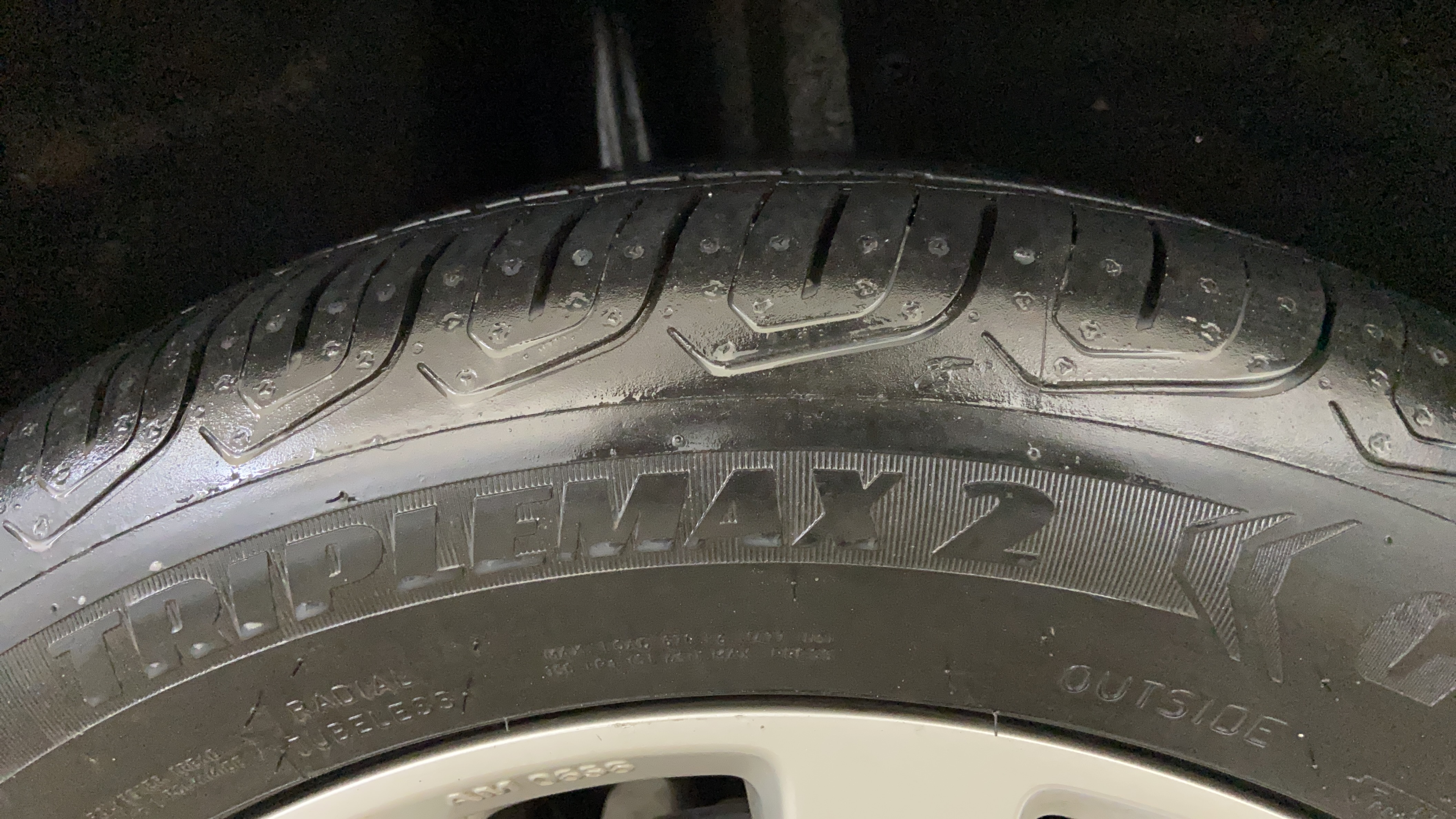 2022 MG ASTOR SMART EX 1.5 MT, Petrol, Manual, 21,506 km, Right Rear Tyre Tread